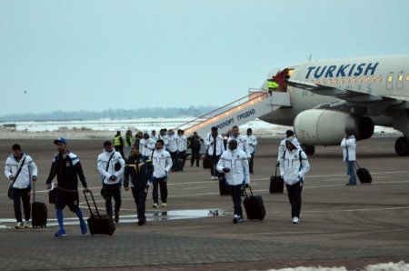 Fenerbahçe, özel uçakla Belarus'a geldi