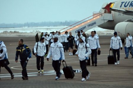 Fenerbahçe, özel uçakla Belarus'a geldi