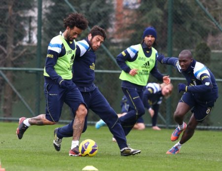 Fenerbahçe, Sivasspor maçının hazırlıklarına başladı