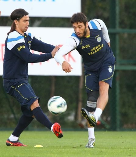 Fenerbahçe, Trabzonspor maçı için kampa girdi