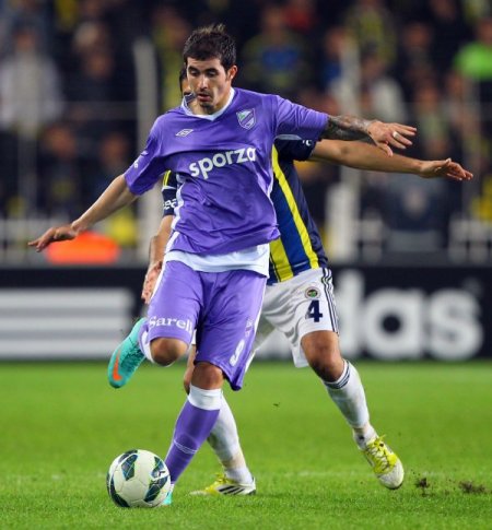 Fenerbahçe, zirve yarışın ortakları arasına girdi