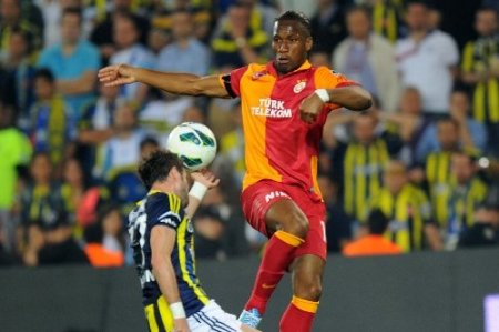 Fenerbahçe: 2 - Galatasaray: 1 (İlk yarı)