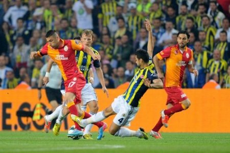 Fenerbahçe: 2 - Galatasaray: 1 (İlk yarı)