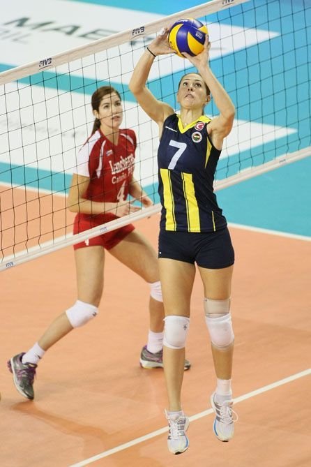 Fenerbahçe: 3 - Lancheras de Catano: 0