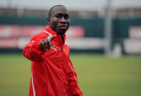 Fenerbahçe galibiyetiyle sükse yapan Antalyaspor, Trabzonspor'a hazırlanıyor