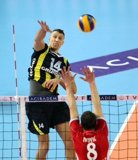 Fenerbahçe Grundig: 3 - Maliye Milli Piyango: 0