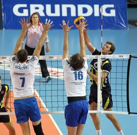 Fenerbahçe Grundig: 3 - Tomis Constanta: 2