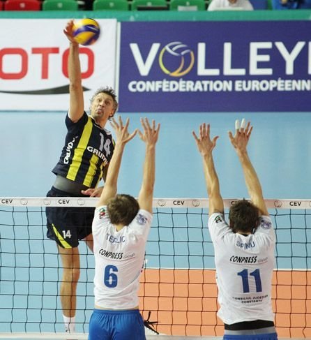 Fenerbahçe Grundig: 3 - Tomis Constanta: 2