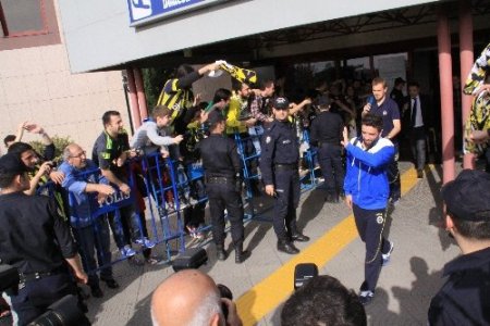 Fenerbahçe kafilesi, Orduspor deplasmanına moralli geldi