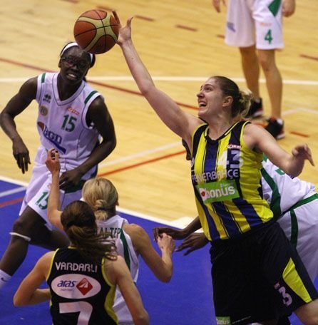 Fenerbahçe oyundan değil ama sonuçtan memnun