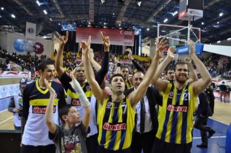 Fenerbahçe Ülker: 63 - Galatasaray Medical Park: 57