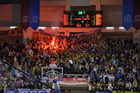 Fenerbahçe Ülker: 63 - Galatasaray Medical Park: 57