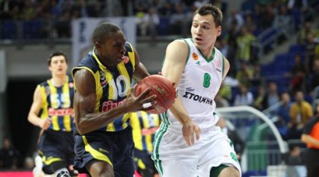 Fenerbahçe Ülker: 73 - Panathinaikos: 64