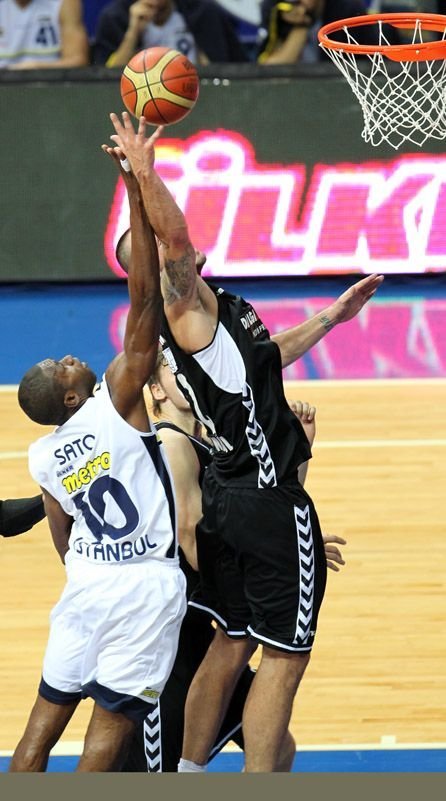 Fenerbahçe Ülker: 83 - Beşiktaş: 74