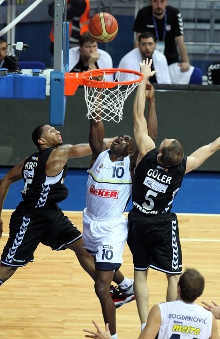 Fenerbahçe Ülker: 83 - Beşiktaş: 74