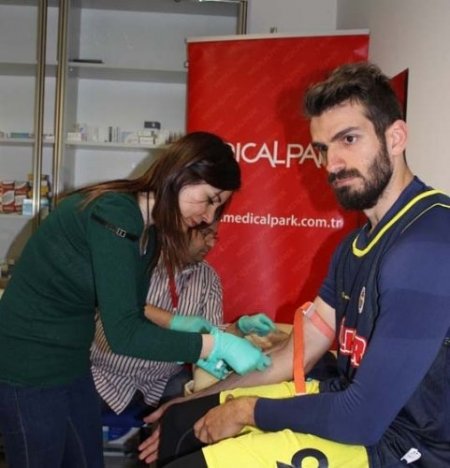 Fenerbahçe Ülkerli oyuncular sağlık kontrolünden geçti