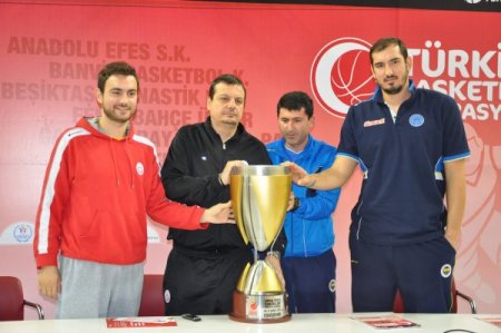 Fenerbahçe ve Galatasaray tarihi randevuda birbirlerine başarılar diledi