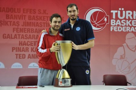 Fenerbahçe ve Galatasaray tarihi randevuda birbirlerine başarılar diledi