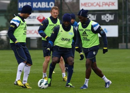 Fenerbahçe'de Beşiktaş derbisi hazırlıkları başladı