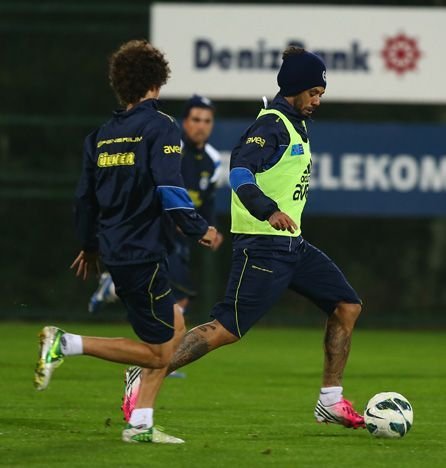 Fenerbahçe'de Eskişehirspor maçı hazırlıkları sürüyor