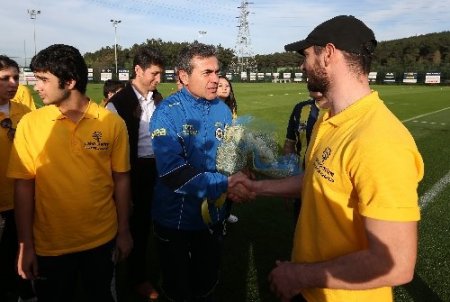 Fenerbahçe'de Lazio maçı hazırlıkları sürüyor