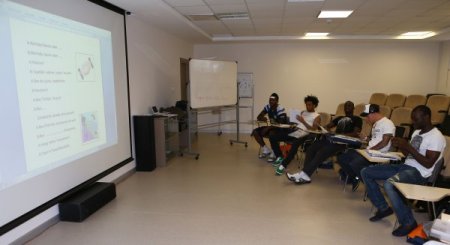 Fenerbahçe'de yabancı oyunculara Türkçe dersleri başladı