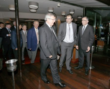 Fenerbahçe'de yönetim, AEL Limassol yöneticilerini akşam yemeğinde ağırladı