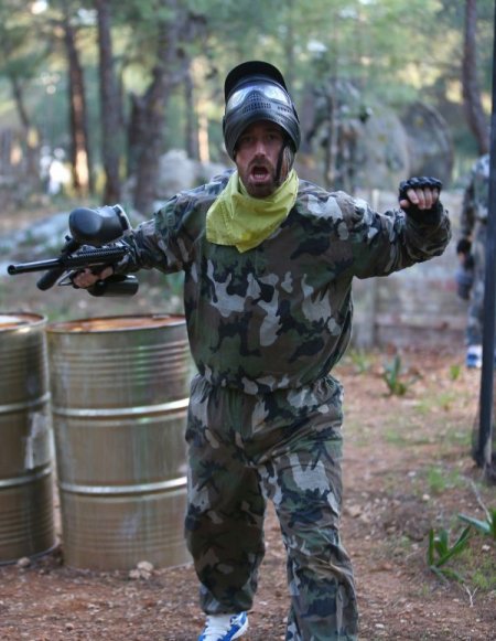 Fenerbahçeli futbolcular, paintball oynadı