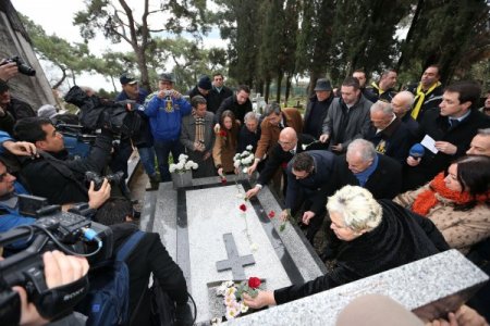 Fenerbahçeli Lefter Küçükandonyadis, ölümünün 1. yılında anıldı