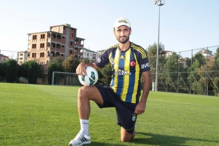 Fenerbahçeli Selçuk Şahin: Galatasaray, ligdeki en dişli rakibimiz