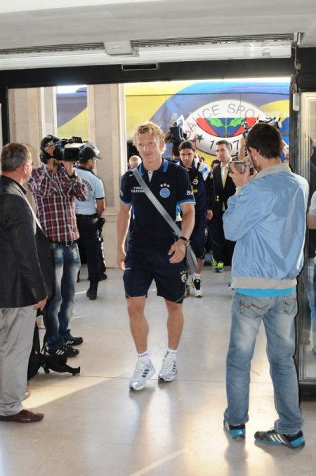 Fenerbahçe'ye Sivas'ta coşkulu karşılama