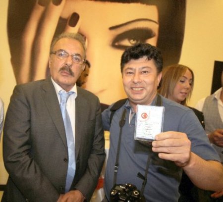 Ferdi Tayfur, dördüncü kitabına hazırlanıyor