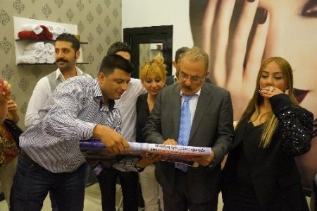 Ferdi Tayfur'a, Adana'da yoğun ilgi