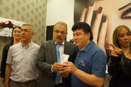 Ferdi Tayfur'a, Adana'da yoğun ilgi