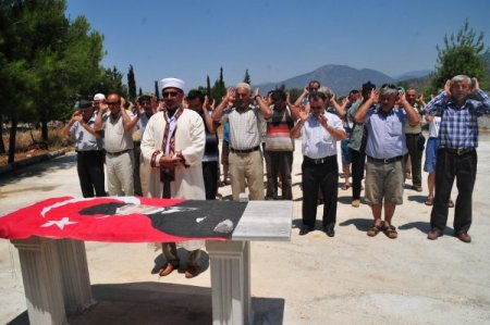 Fethiye’de 8 Şehit İçin Gıyabi Cenaze Namazı Kılındı