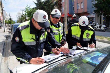Fethiye'de emniyet kemeri takma seferberliği başlatıldı