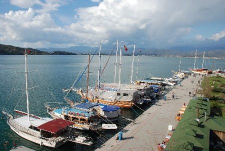 Fethiye'deki tekneciler sezon hazırlıklarına başladı