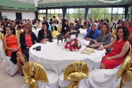 Fethiyeli kadınlar ilkokul için bir araya geldi