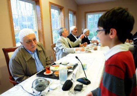 Fethullah Gülen Hocaefendi, Bayramda Birlik Çağrısında Bulundu