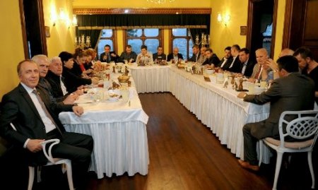 Fetih Şenlikleri'ne katılan konuklar yemekte buluştu