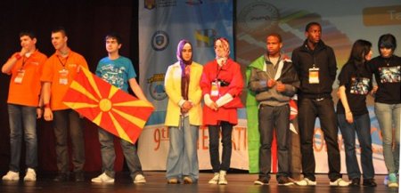 Feza Berk Koleji, Bilgisayar Olimpiyatları’nda Dünya 2.’si Oldu