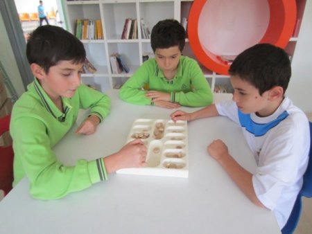 Feza Berk öğrencileri, zeka ve strateji oyunu Mangala’yı sevdi