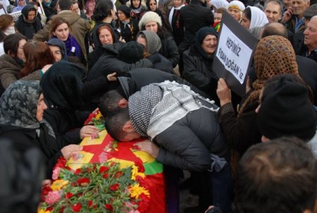 Fidan Doğan toprağa verildi, Kışanak olaya ‘İmralı sürecini baltalama’ dedi