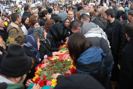 Fidan Doğan toprağa verildi, Kışanak olaya ‘İmralı sürecini baltalama’ dedi