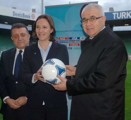 FIFA heyeti, 2013 incelemeleri için Rize’de