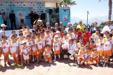 FIFA U20 Dünya Kupası Antalya'da