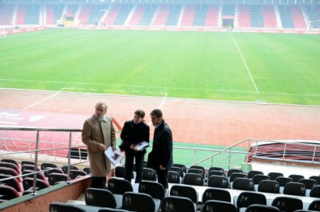 FIFA yetkilileri Kamil Ocak Stadı'nda incelemeler yaptı