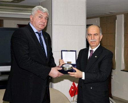 Filibe Valisi Dimitrov, Bursa Valisi Harput'u ziyaret etti