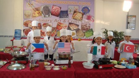 Filipinler’deki Türk Okulunun ‘minik Aşçıları’ Yemek Programında Yarıştı