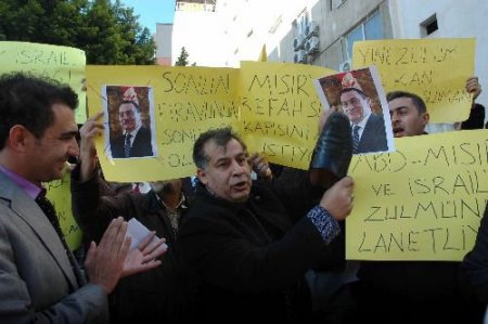 Filistin Yardım Konvoyuna Yapılan Saldırı İskederun'da Da Protesto Edildi